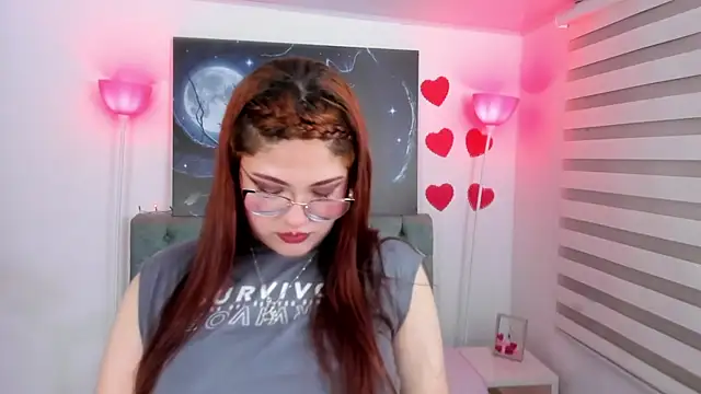 Camiila Osorio online show from 2, 3, 2025