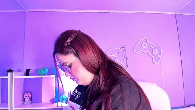 Camiila Osorio online show from 20, 11, 2025