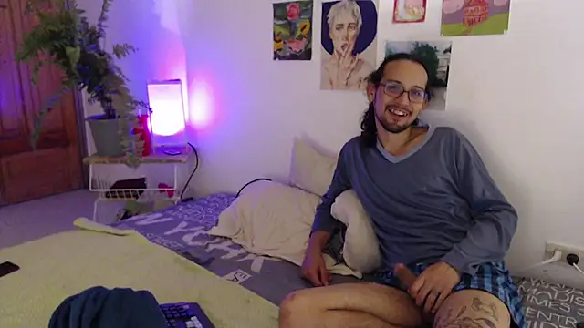 Snapshot of AsRusell666 chatting on 19, 10, 2025 AsRusell666 online show from 19, 10, 2025