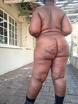 Thickchocolatex2 online show from 7, 12, 2024