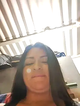 Linda Lars online show from 23, 2, 2025