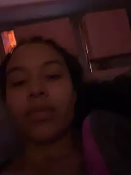 MarieLeon online show from 5, 7, 2026