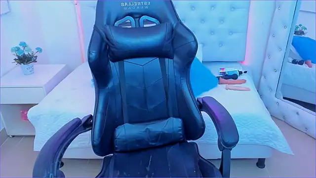 silvana  miller online show from 5, 3, 2025