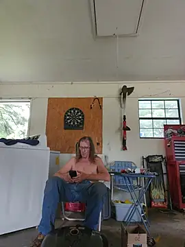 Snapshot of coolbrease10 chatting on 4, 7, 2026 coolbrease10 online show from 4, 7, 2026