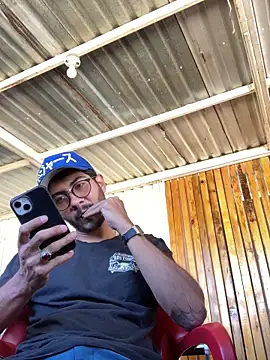 CrazyApachw online show from 23, 4, 2026