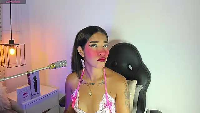 Snapshot of baby_naughty1_ chatting on 7, 1, 2025 baby naughty1 online show from 7, 1, 2025