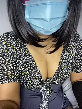 Shadow Girl007 online show from 3, 2, 2025