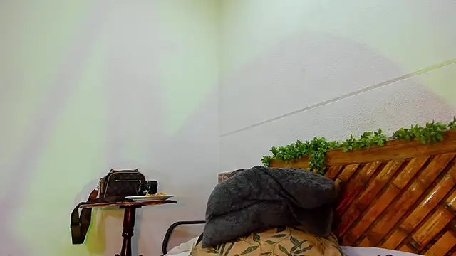 Scarlett diaz17 online show from 13, 1, 2025