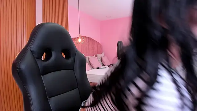 ariel jonees online show from 13, 1, 2025