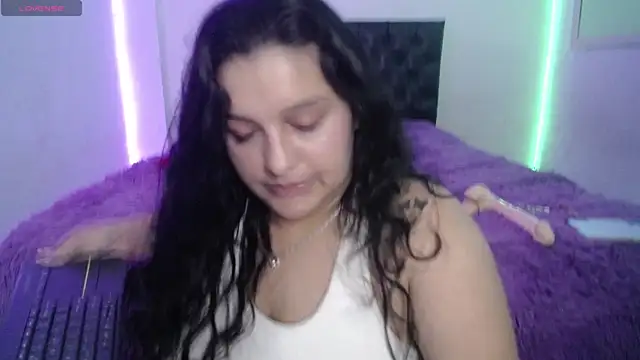 Snapshot of Laurenkenner_ chatting on 30, 4, 2026 Laurenkenner online show from 30, 4, 2026