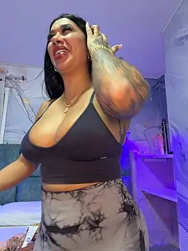 kiim taaylor online show from 1, 3, 2026