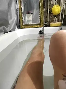 SweetLeila40 online show from 8, 3, 2026