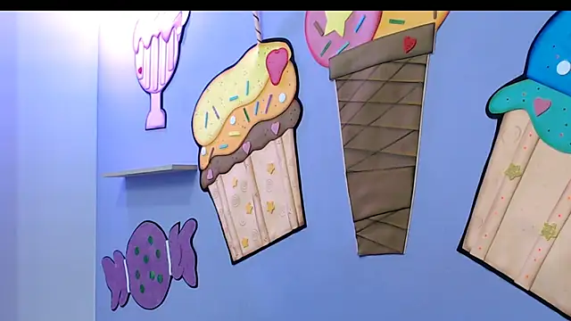 evaleribigtits18 online show from 17, 11, 2025