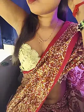 yhona darling online show from 4, 8, 2026
