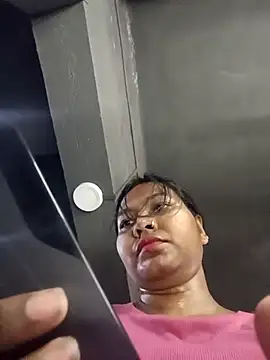 Hot Urvi online show from 19, 3, 2025