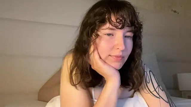 Snapshot of MoonAngelic chatting on 14, 7, 2026 MoonAngelic online show from 14, 7, 2026