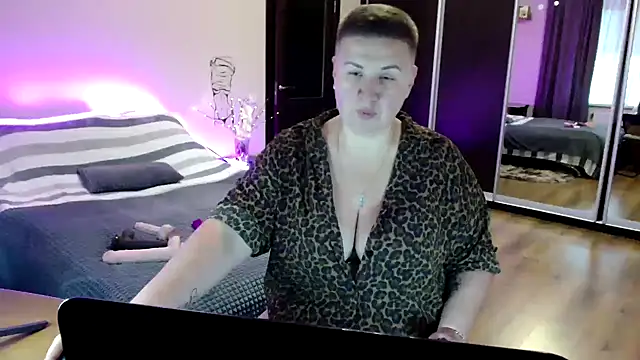 Annet1912 online show from 7, 11, 2025