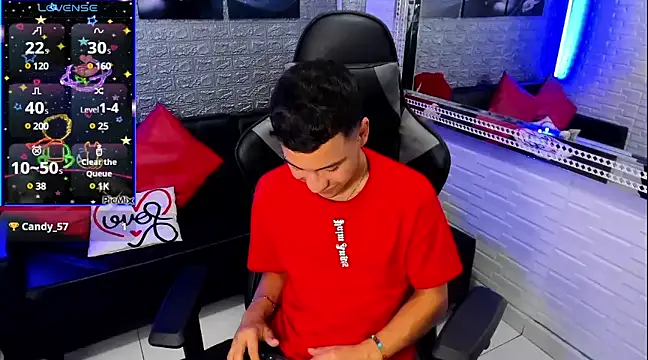 salvadorgomezx online show from 4, 1, 2025