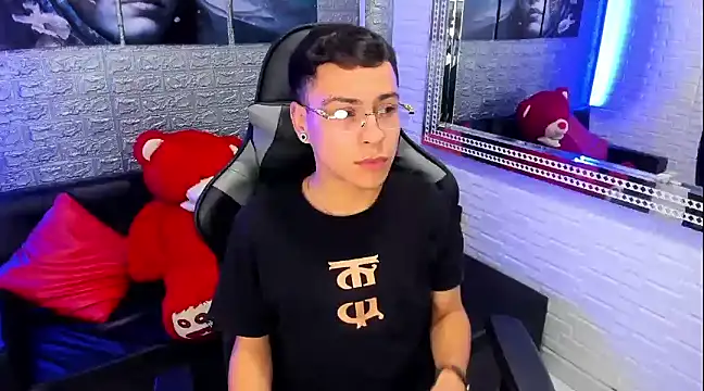 salvadorgomezx online show from 9, 1, 2025