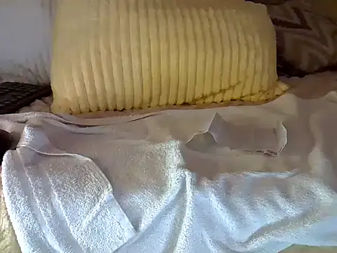 Soft gal12 online show from 23, 9, 2025