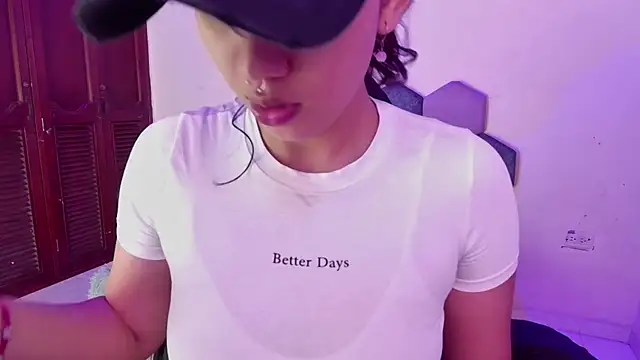 Horny tgn online show from 18, 1, 2026