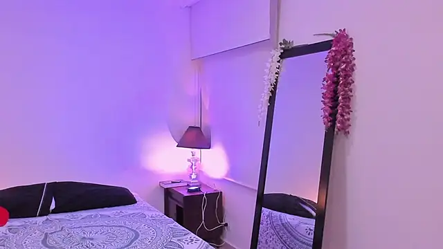 sofiarouge online show from 21, 1, 2025