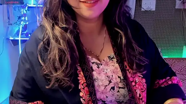 Snapshot of Gulabi_Queen chatting on 30, 1, 2025 Gulabi Queen online show from 30, 1, 2025