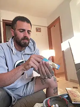 charlye inkkkk online show from 15, 4, 2026