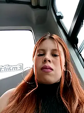 Snapshot of aurora_sky11 chatting on 4, 2, 2025 aurora sky11 online show from 4, 2, 2025