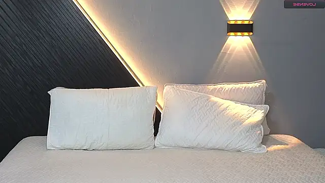 Laia and Aloby online show from 19, 2, 2026