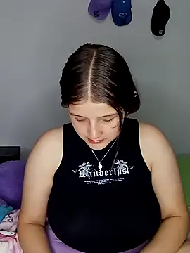 Snapshot of Krysstal_tay chatting on 6, 2, 2025 Krysstal tay online show from 6, 2, 2025