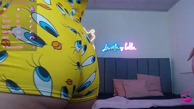 Snapshot of Krysstal_tay chatting on 1, 3, 2025 Krysstal tay online show from 1, 3, 2025