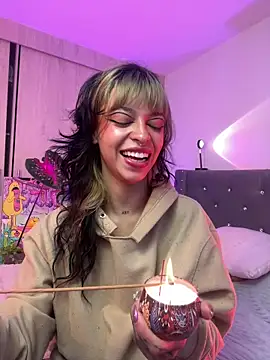 Snapshot of Kitty_arts chatting on 16, 3, 2025 Kitty arts online show from 16, 3, 2025