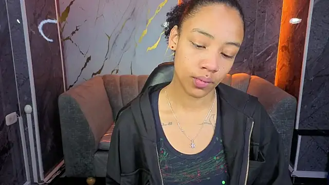 Violeth b online show from 11, 11, 2025