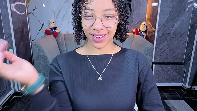 Violeth b online show from 8, 4, 2026