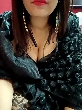 Snapshot of payal9038 chatting on 27, 12, 2024 payal9038 online show from 27, 12, 2024