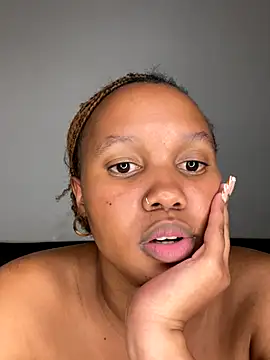 Snapshot of Sego_TeeTee chatting on 2, 10, 2025 Sego TeeTee online show from 2, 10, 2025