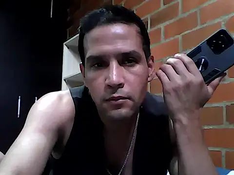 Snapshot of esteban2810m chatting on 2, 3, 2026 esteban2810m online show from 2, 3, 2026