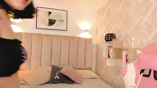 Haru Bonny online show from 20, 4, 2026