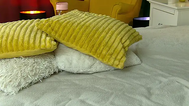 Foxxxy MILF online show from 22, 2, 2025