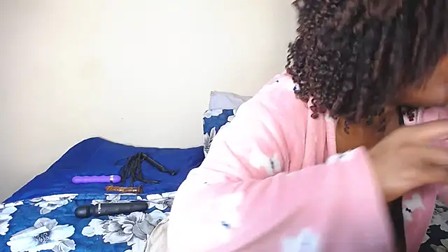 2Sweetysmile online show from 30, 9, 2025