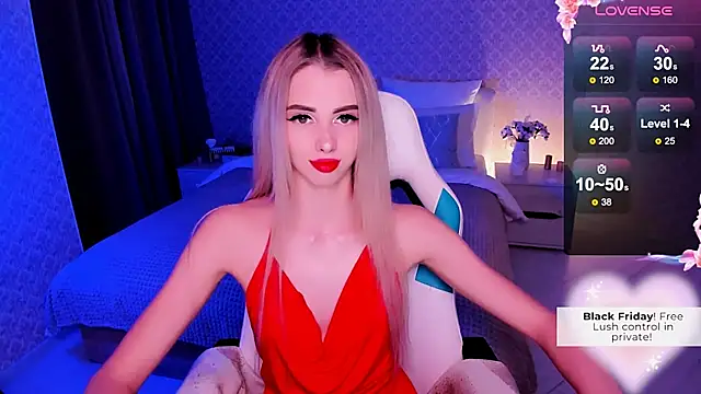 Snapshot of Emilia_Klar chatting on 5, 12, 2024 Emilia Klar online show from 5, 12, 2024