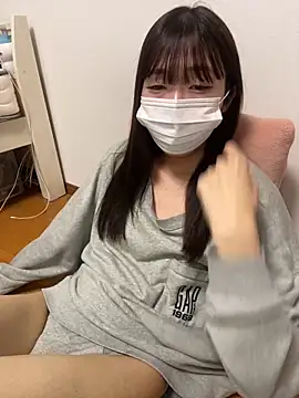 Snapshot of pantumieteruyo chatting on 8, 3, 2025 pantumieteruyo online show from 8, 3, 2025