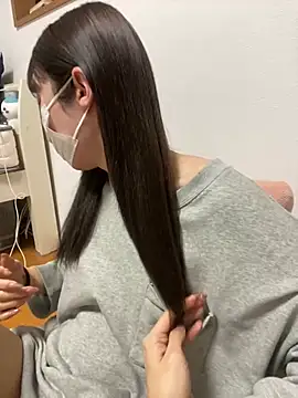 Snapshot of pantumieteruyo chatting on 9, 3, 2025 pantumieteruyo online show from 9, 3, 2025