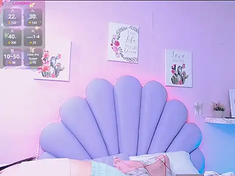 Snapshot of HannaPretthy chatting on 28, 1, 2025 HannaPretthy online show from 28, 1, 2025