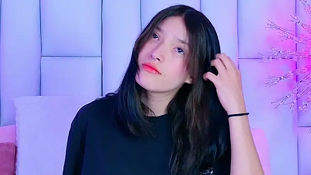 AlliciaKim online show from 1, 3, 2025