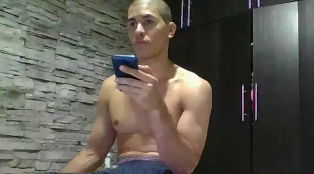 Sexylatin64 online show from 25, 2, 2025