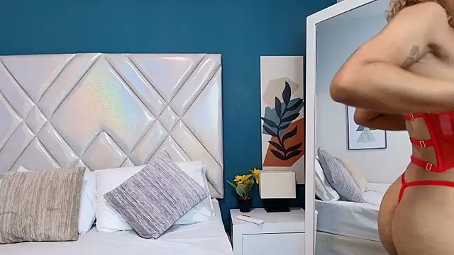 Lana-Gross online show from 4, 3, 2025