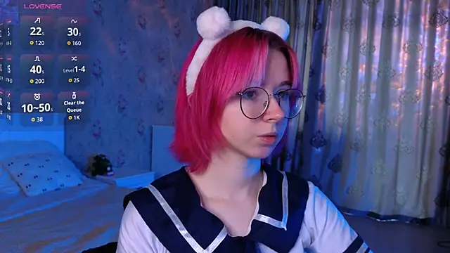 Snapshot of Nora_Failure chatting on 17, 9, 2025 Nora Failure online show from 17, 9, 2025