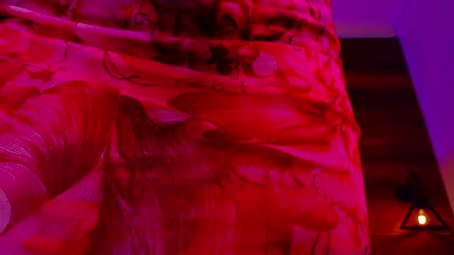 ParisFox  online show from 7, 2, 2026